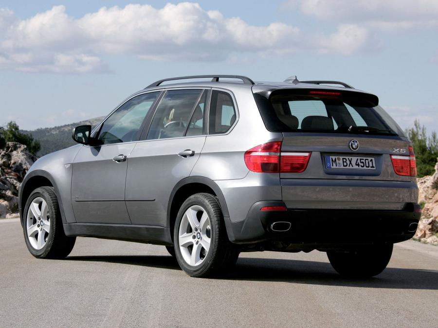 BMW X5 4.8i (E70) 2006 года  (WW) (фото 8 из 64)